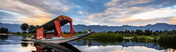 Srinagar local sightseeing Taxi